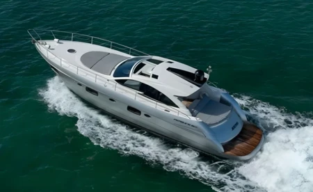 Pershing 50