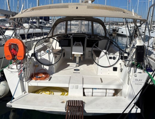 Dufour 382 GL