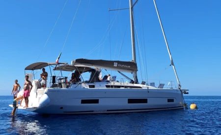 Dufour 470