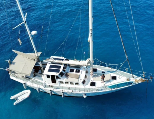 Ketch 72