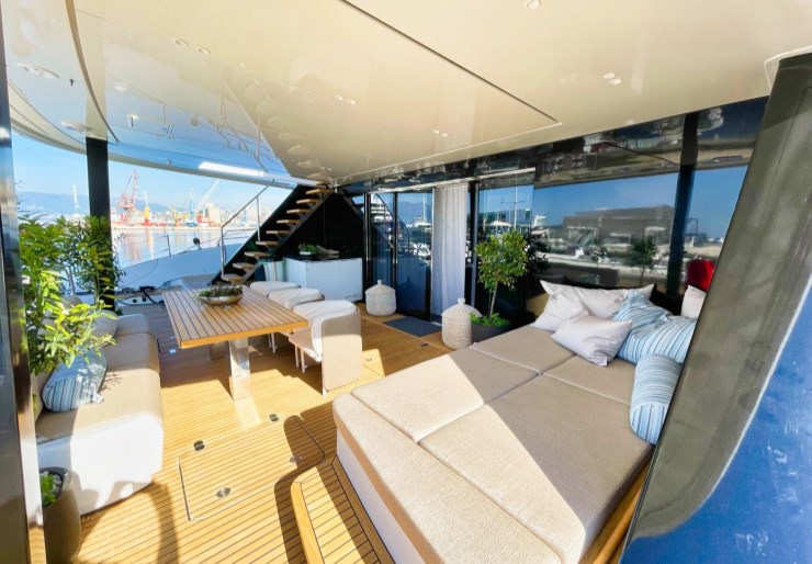 Sunreef 80 Marina Kastela | HONEYBIRD