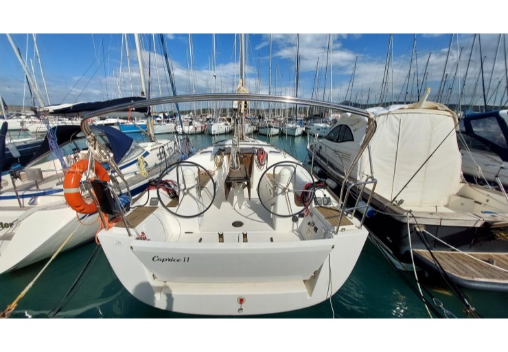 Dufour 335 GL Cala de Medici | Caprice 2