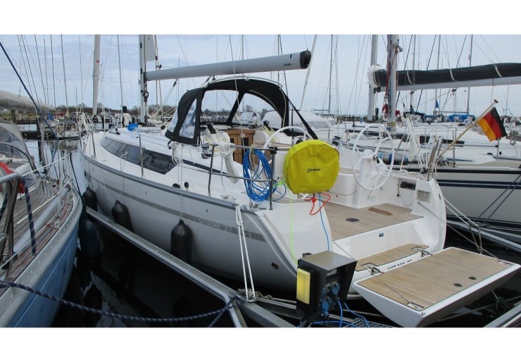 Bavaria Cruiser 37 Göteborg | BOSSE ONE