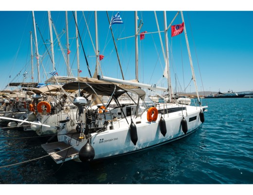 Sun Odyssey 350