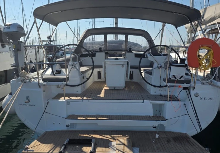 Oceanis 40.1 Paros harbour | STEFANO