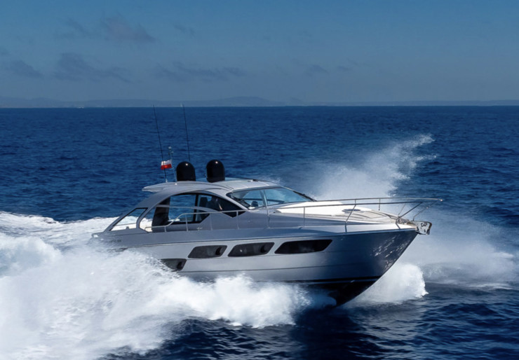 Pershing 5X Marina Naviera Balear | Polar