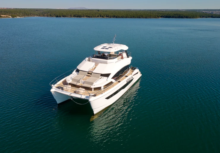 Aquila 54 Gat Vrulje | By My Side