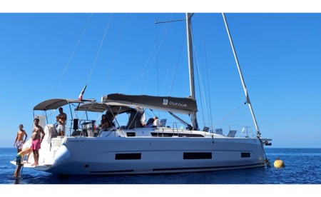 Dufour 470