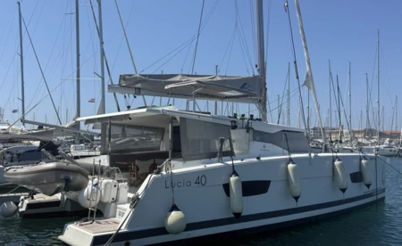 Lucia 40