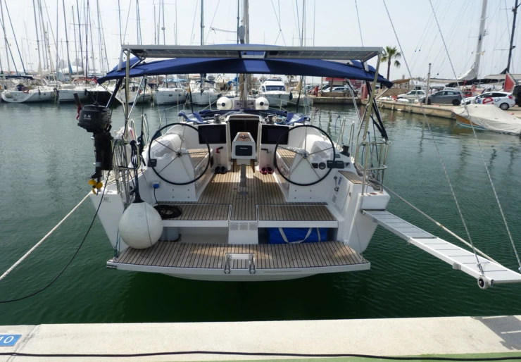 Dufour 382 GL Marina Naviera Balear | Sunny Blue