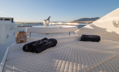 Ferretti 680