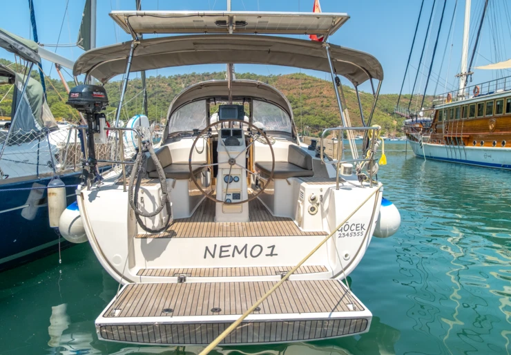 Bavaria Cruiser 33 Yes Marina | Nemo-1