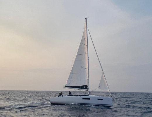Sun Odyssey 350