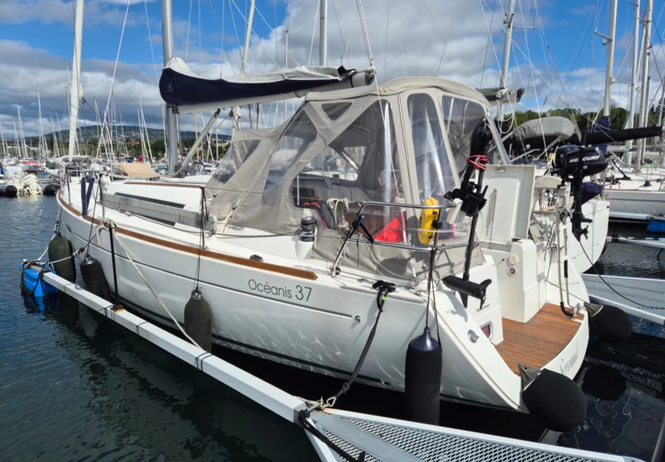Oceanis 37 Hjellestad Marina | Serenade