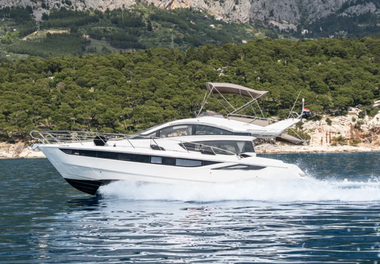 Galeon 430 Skydeck Novigrad | BELLAGIO