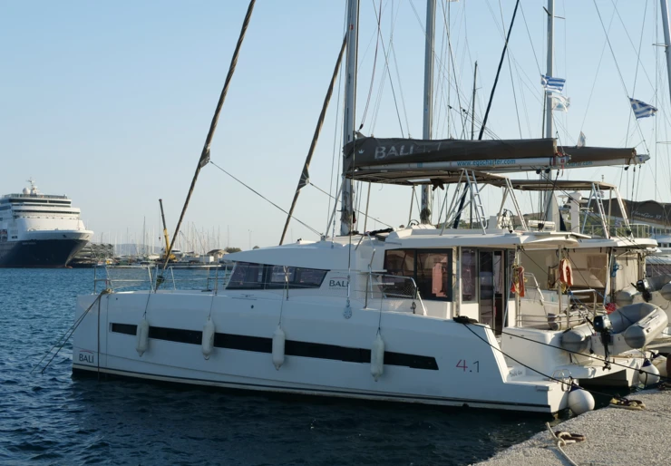 Bali 4.1 Agia Pelagia Marina | Double Kiss