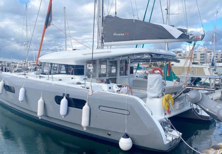 Excess 12 Fethiye harbour | Kalevezi