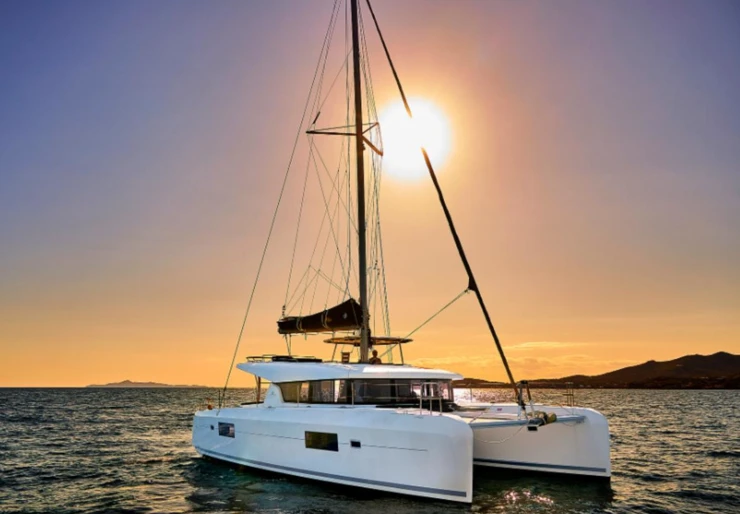 Lagoon 42 Lefkas harbour | ALBERTINA  2025 refit - A/C  , Generator , Solar , Electric winch, remote control gangway