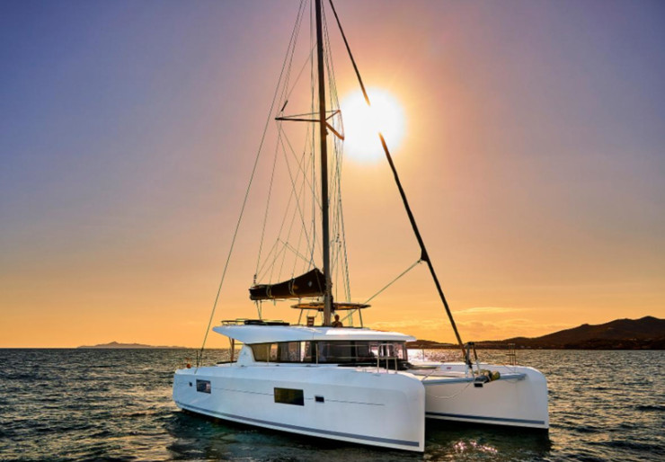 Lagoon 42 Lavrion - main port | ALBERTINA  2025 refit - A/C  , Generator , Solar , Electric winch, remote control gangway