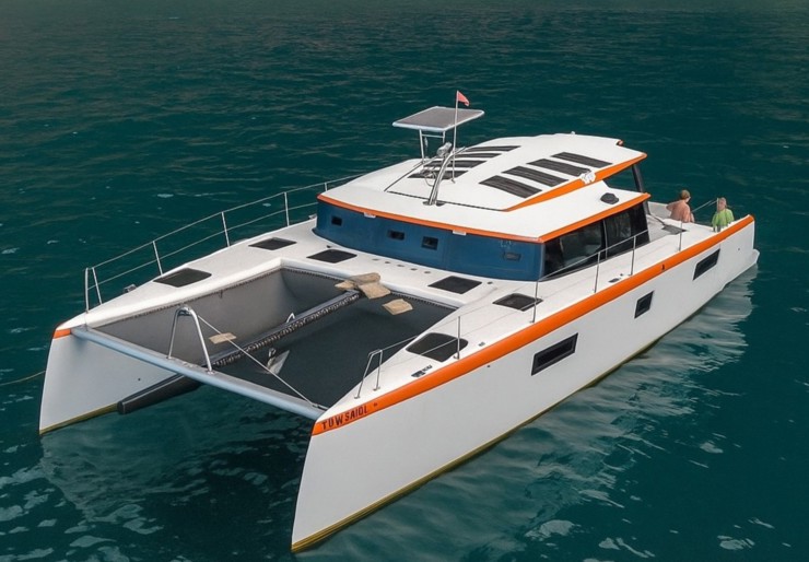 Luna 47 ACI Marina | Orange
