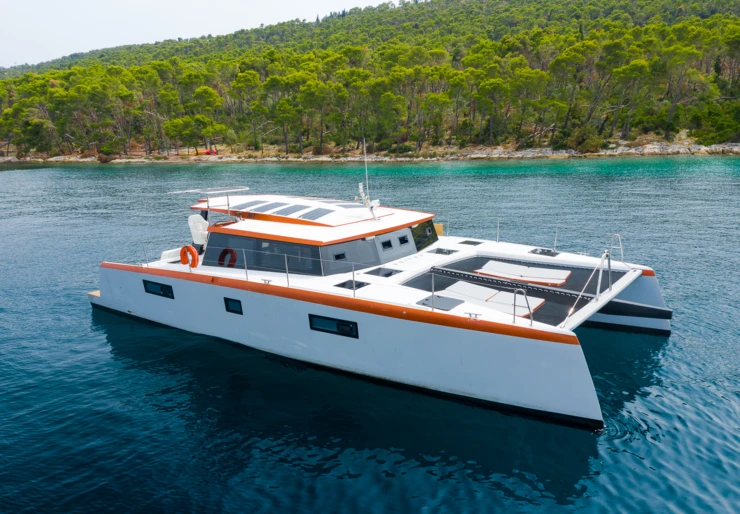 Luna 47 MCI Marine Club International | Orange IV
