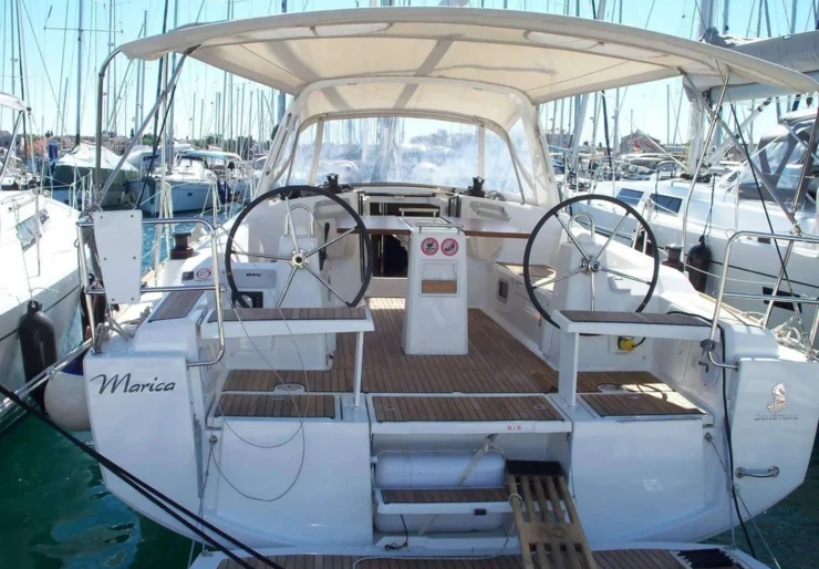Oceanis 38 ACI Marina | Marica