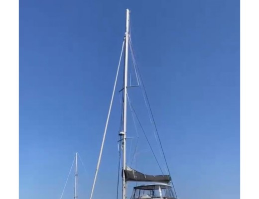 Lagoon 51