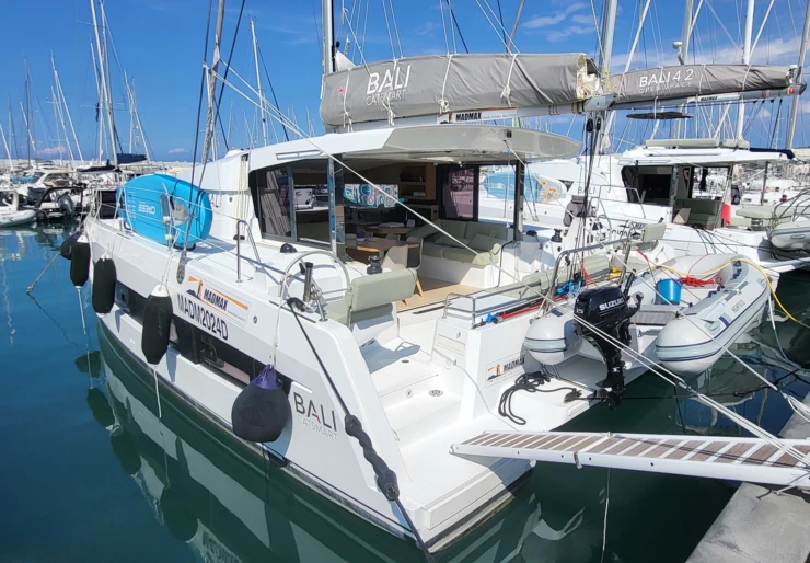 Bali Catsmart Marina di Golfo Aranci | Dolce Luna