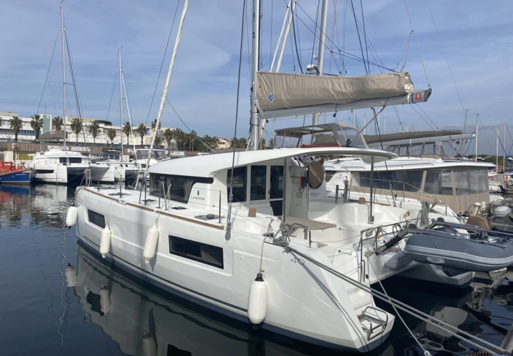 Lagoon 40 Port de Hyères | Fil'eole