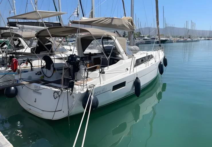 Oceanis 41.1 Perigiali | Black Lion