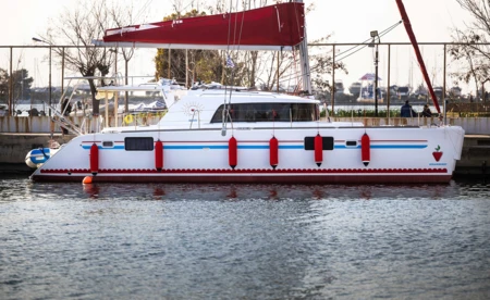 Lagoon 440