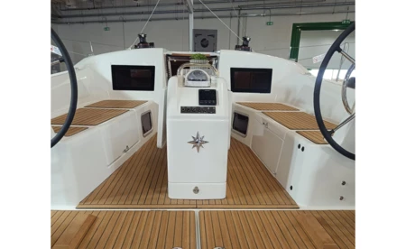 Sun Odyssey 415