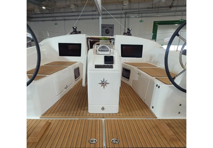 Sun Odyssey 415 Piso Livadi | MYRIANA