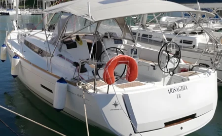 Sun Odyssey 449