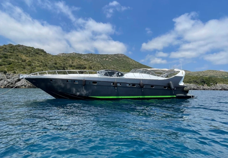 Mangusta 65 Marina d'Arechi | La Baronessa