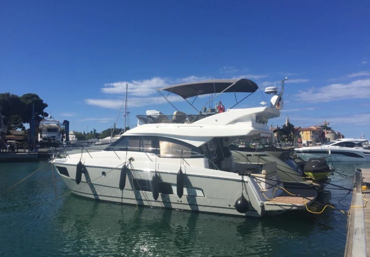 Bavaria Virtess 420. Mandalina | CALENI