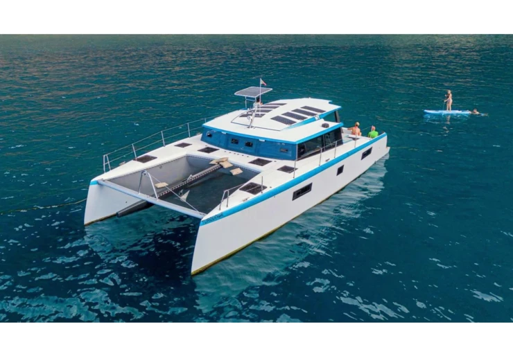 Luna 47 Funchal | Turquoise