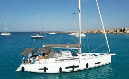 Dufour 470