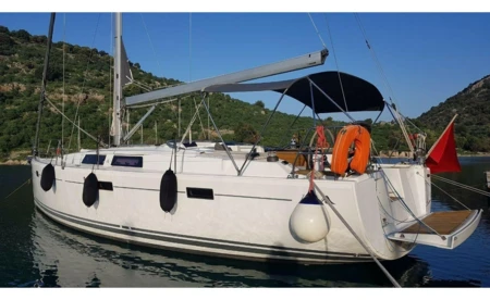 Hanse 415