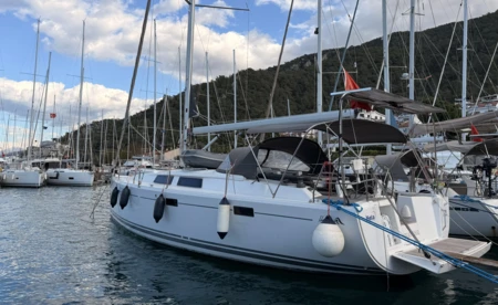 Hanse 415