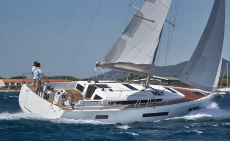 Sun Odyssey 440