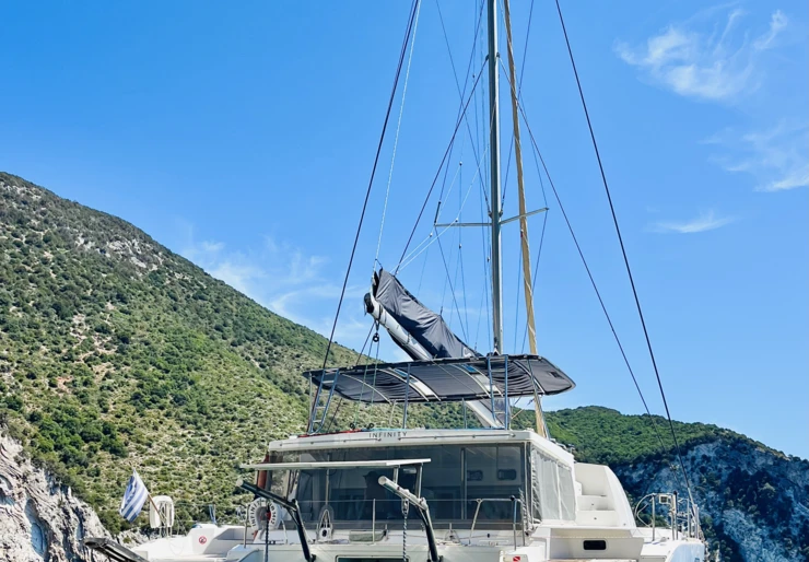 Lagoon 500 Alimos Kalamaki | Infinity