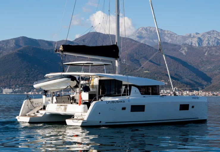 Lagoon 42 Porto Montenegro | Lyubushka