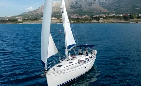 Bavaria 38