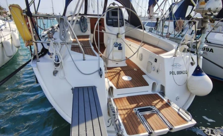 Bavaria 38