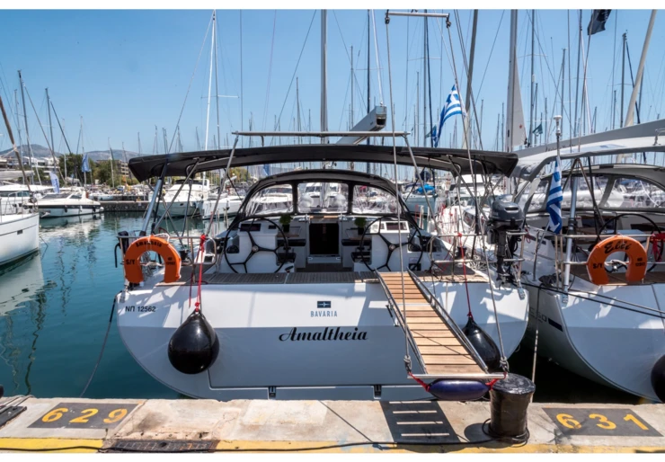 Bavaria C50 Holiday Lefkas harbour | Amaltheia