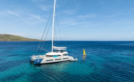 Lagoon Seventy 7