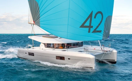 Lagoon 42