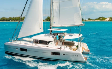 Lagoon 42