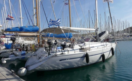 Bavaria 38